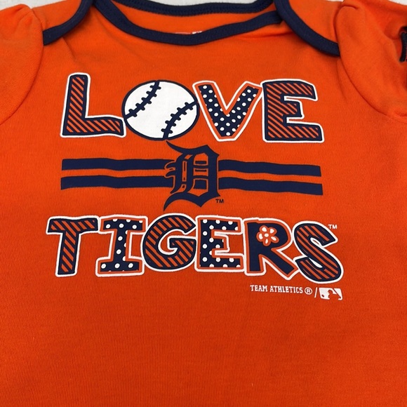 Detroit tigers baseball new onesie baby girl sz 6/9mos - Picture 3 of 6
